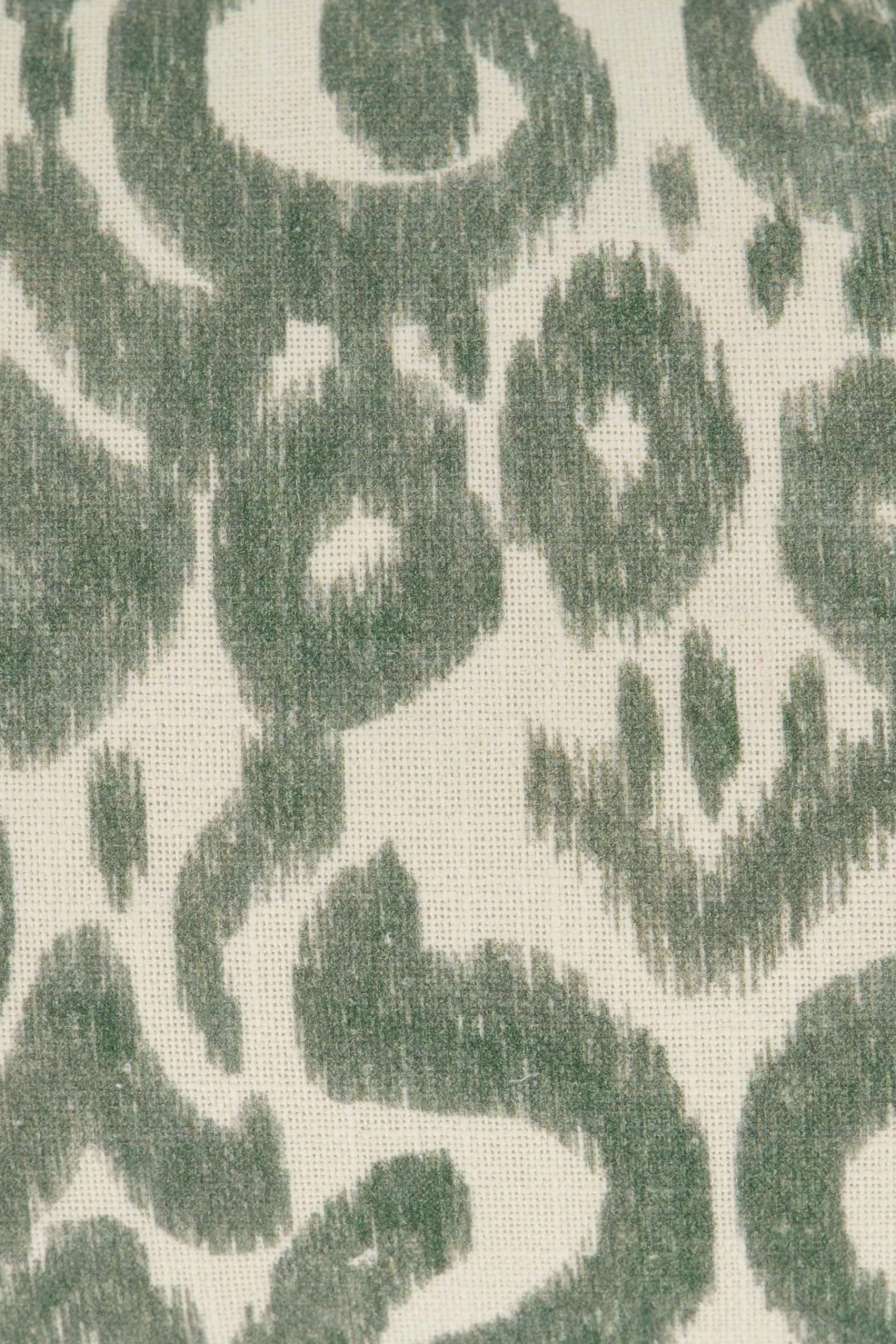 Clearance kussen ornament print en madeliefje 50x30cm Kussens